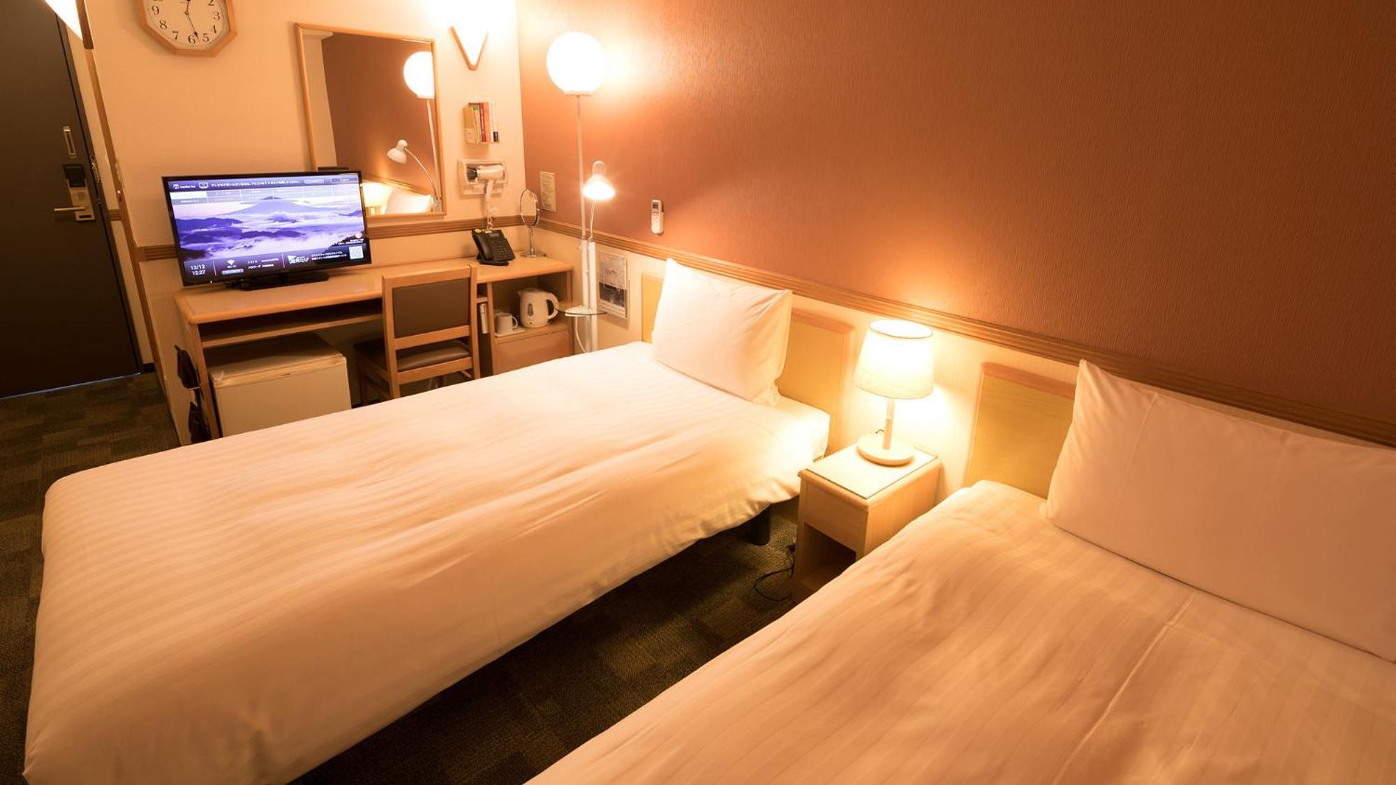 Toyoko Inn Aioi Eki Shinkansen Guchi Номер фото
