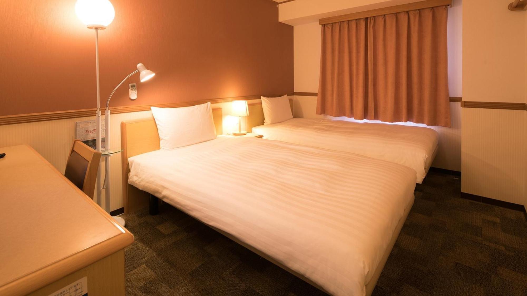 Toyoko Inn Aioi Eki Shinkansen Guchi Номер фото