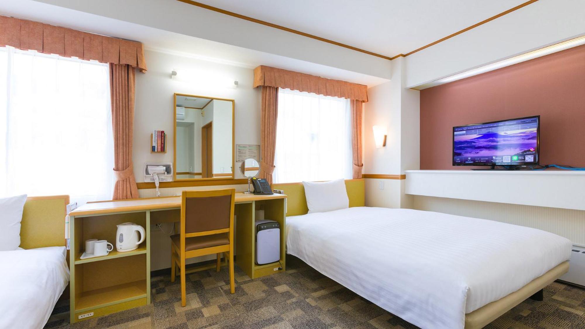 Toyoko Inn Aioi Eki Shinkansen Guchi Номер фото
