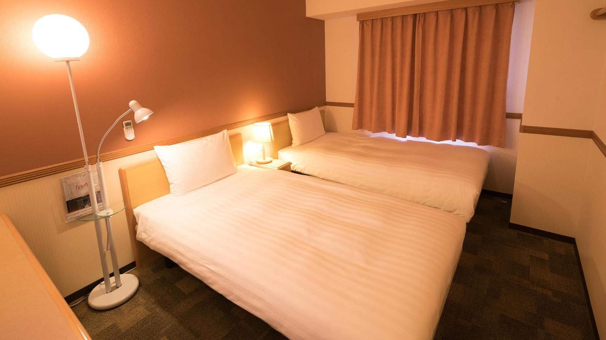 Toyoko Inn Aioi Eki Shinkansen Guchi Номер фото